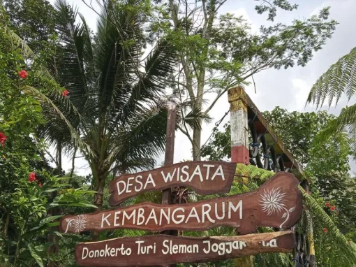 Explore desa wisata Kembang Arum yang asri